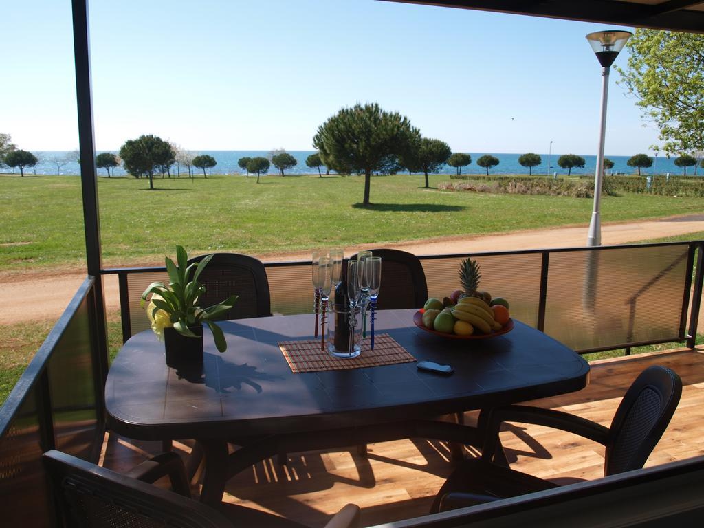 Camping Adria Mobile Home Park Umag Cameră foto