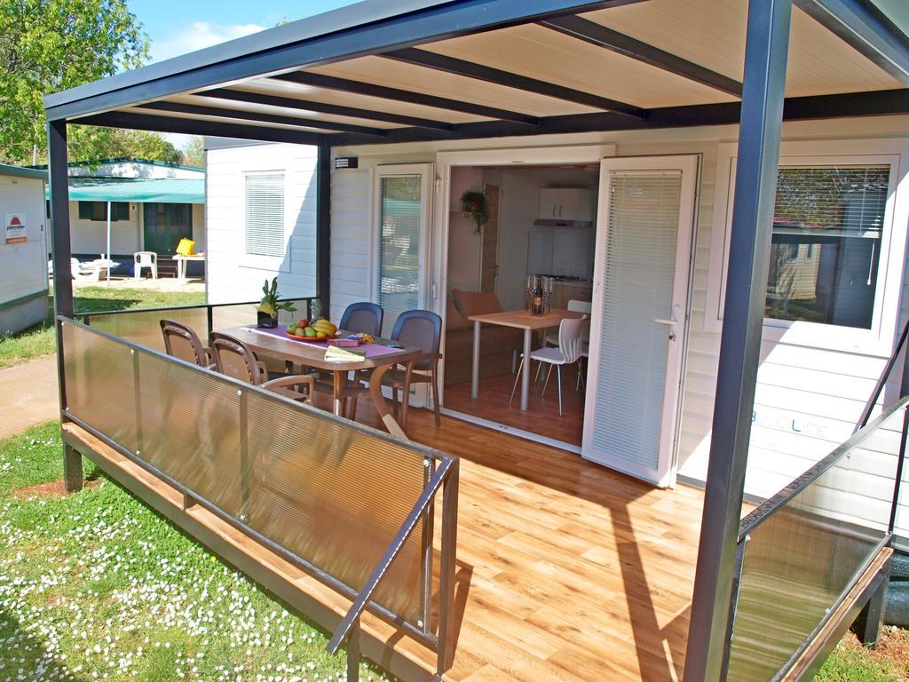 Camping Adria Mobile Home Park Umag Cameră foto