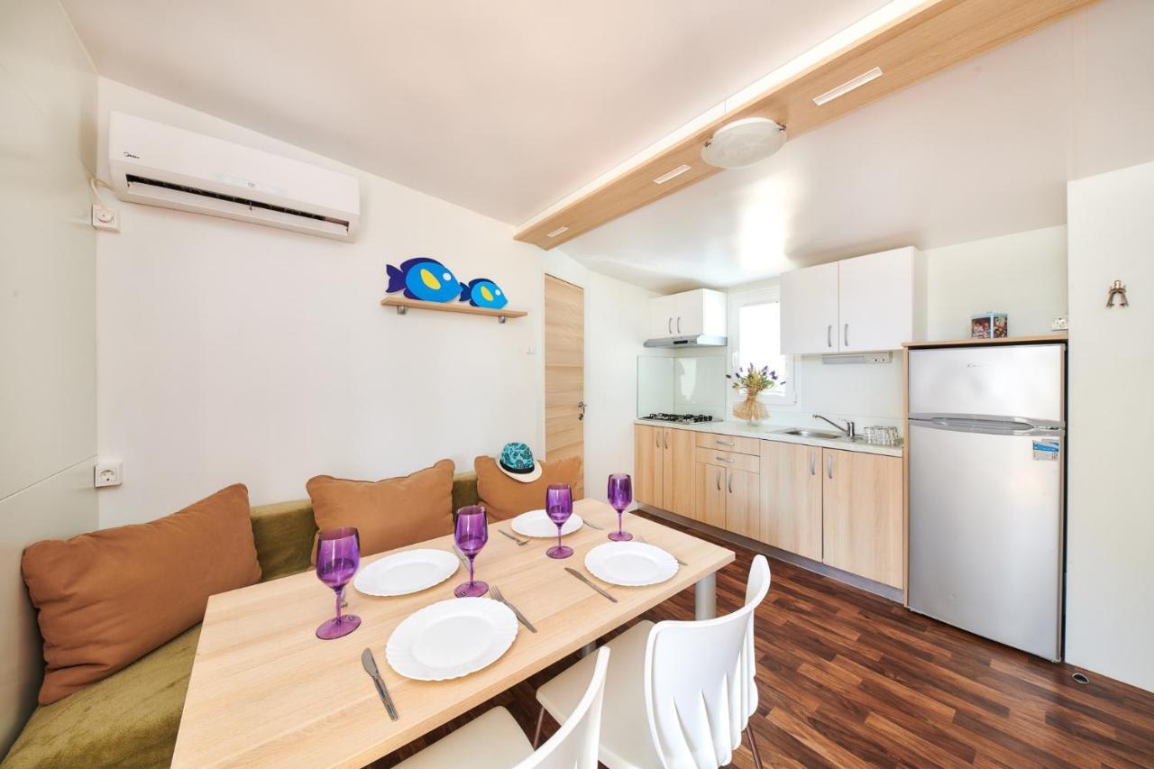Camping Adria Mobile Home Park Umag Exterior foto