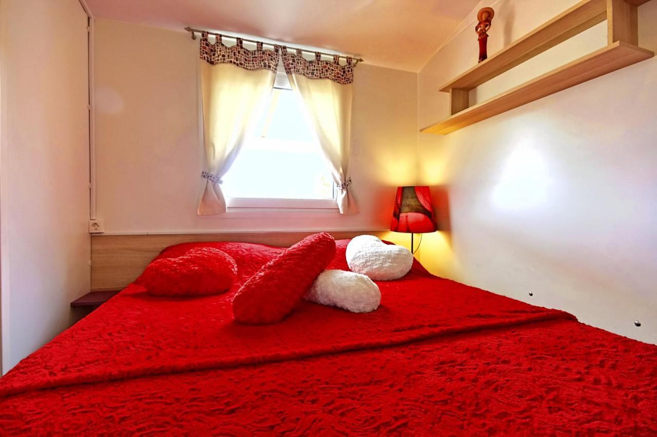 Camping Adria Mobile Home Park Umag Exterior foto